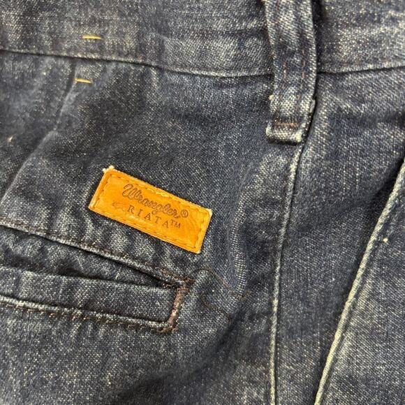 Wrangler Riata Jeans - Size 38x34 - Picture 2 of 4